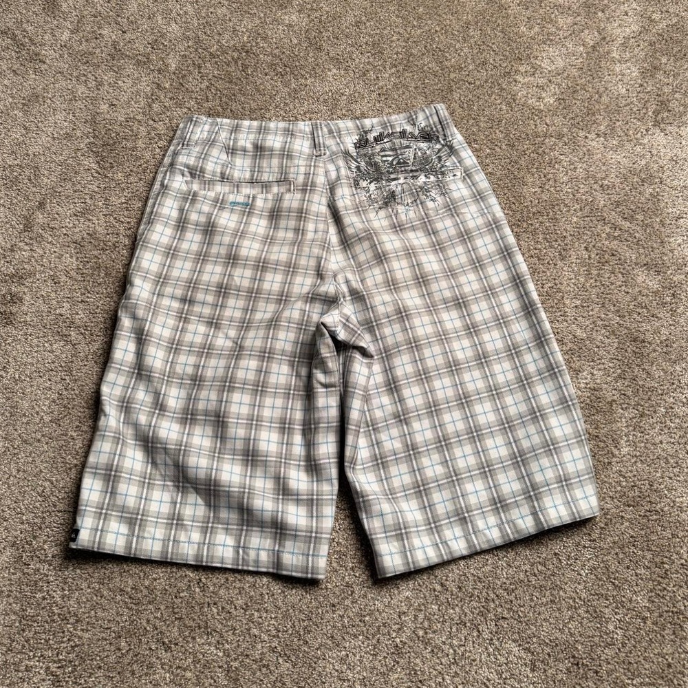 WHITE & GREY Y2K QUIKSILVER CHECKERED SHORTS